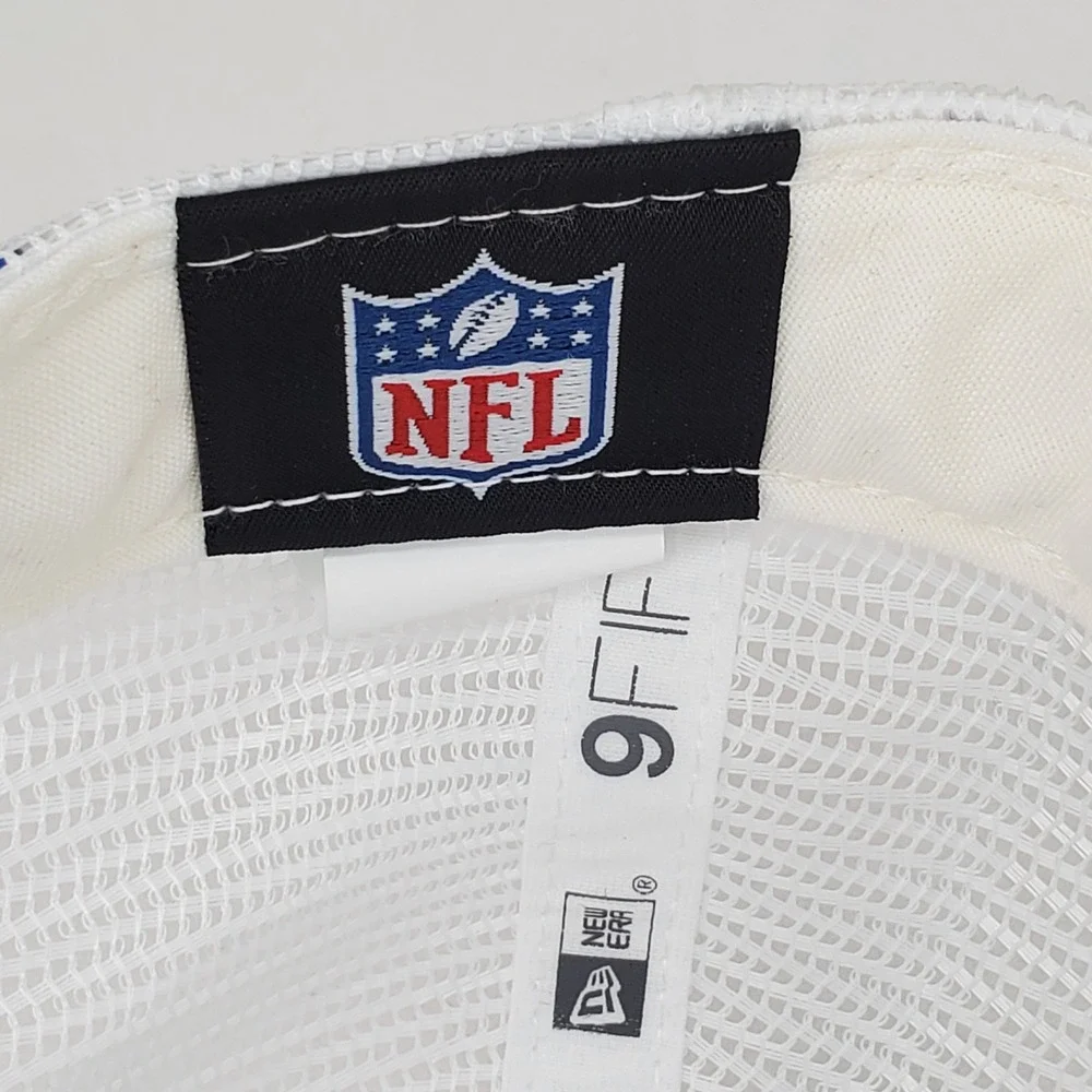 Los Angeles Chargers New‎ Era 9FIFTY Youth Snapback Hat Blue Gold Trucker Cap